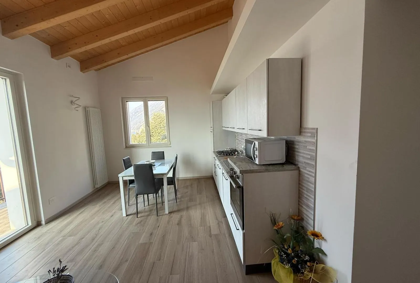 Appartamento Riflessi D'Acqua Navene Apartment